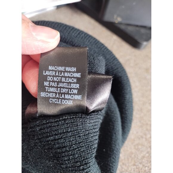 K Pop BT21 Koya, Shooky, Mang & Van Peeking Beanie - Picture 6 of 6